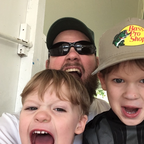 Meet your Posher, Lauren - Picture 1 of 1